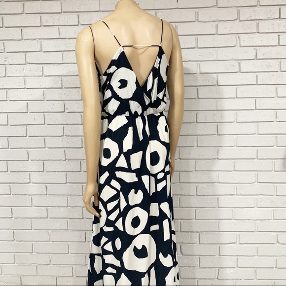 Loft Women’s Navy And White Abstract Print Maxi - Picture 7 of 11